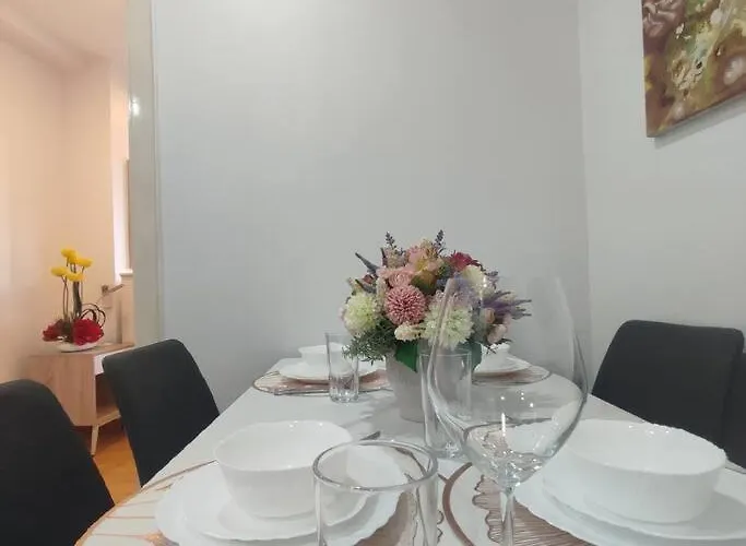 Spacious 1br Milano By Versace In Makati *
