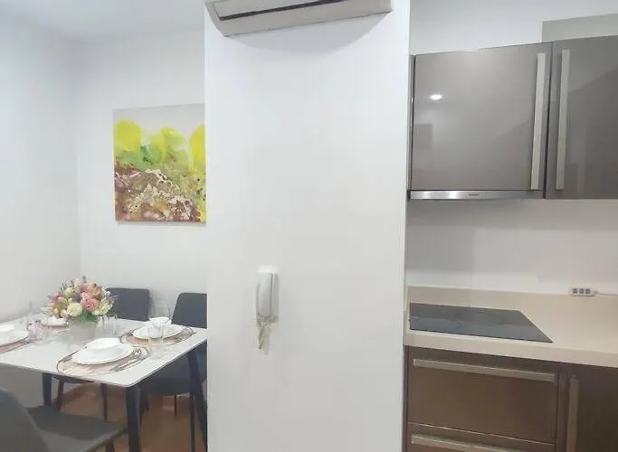 Spacious 1br Milano By Versace In Makati Apartamento Manila