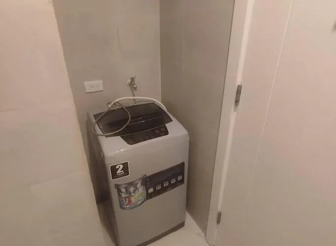 Spacious 1br Milano By Versace In Makati Apartamento Manila