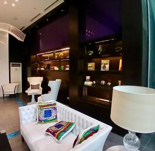 Spacious 1br Milano By Versace In Makati *
